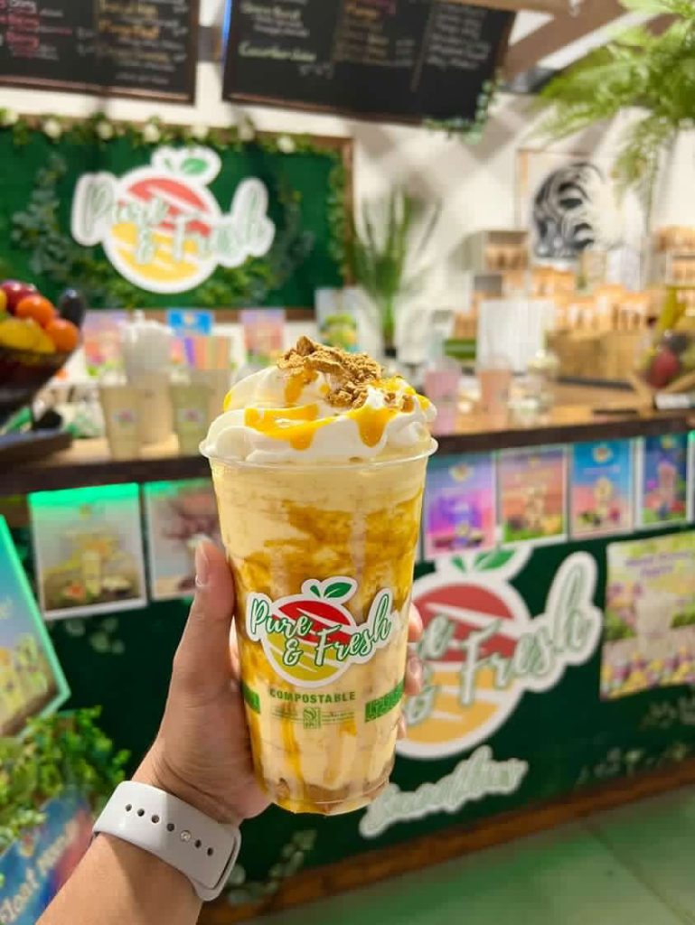 Pure and fresh smoothies mango float